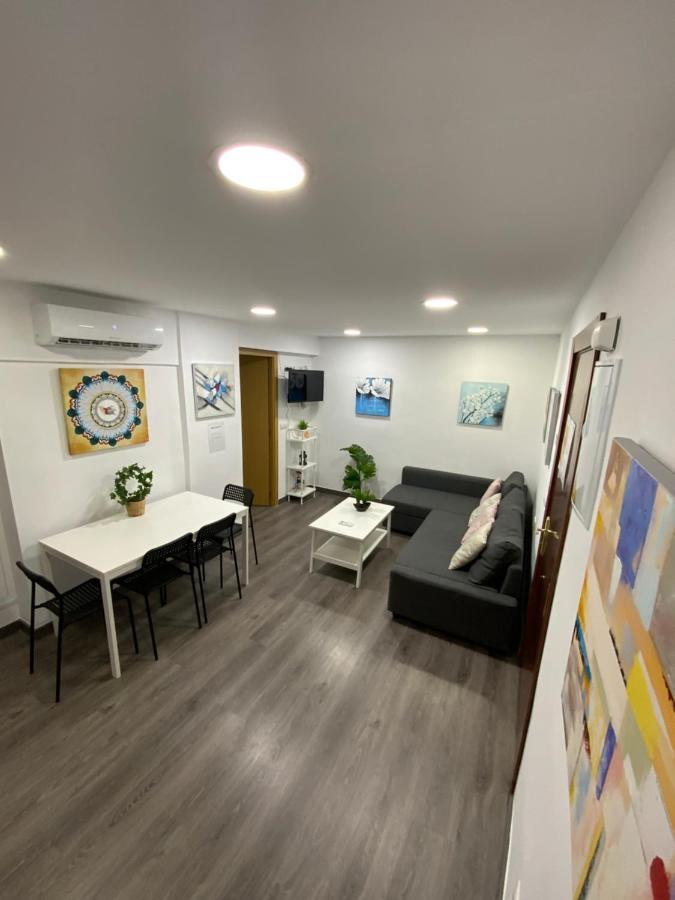 Goya Apartamentos Málaga Esterno foto