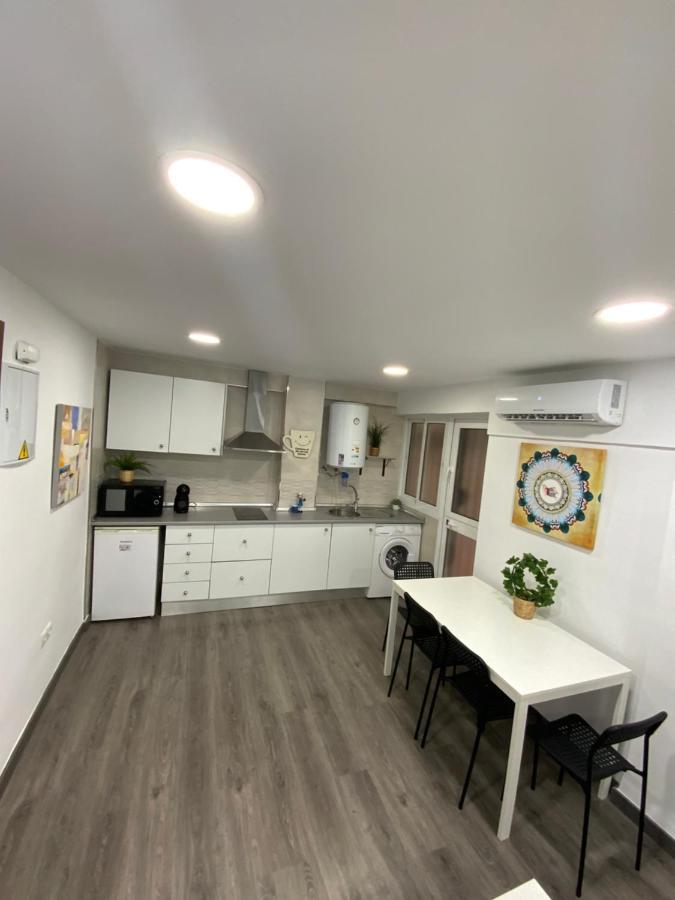 Goya Apartamentos Málaga Esterno foto